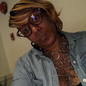 Meet your Posher, Janice